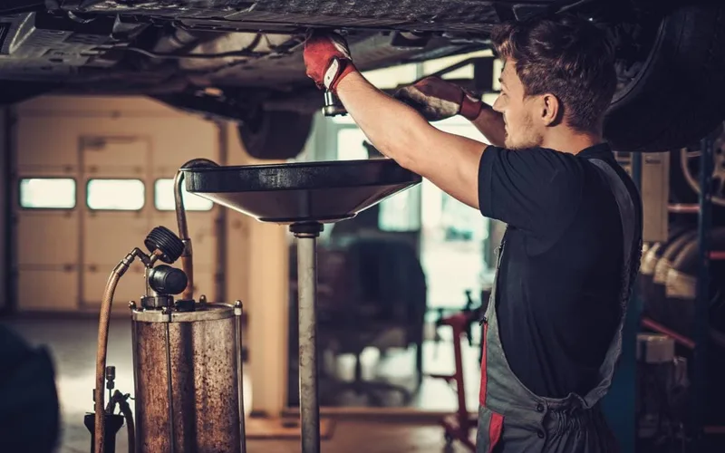 Car Oil Added to a Motorcycle: Wet-Clutch Risk and What to Do