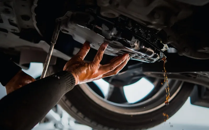 Transmission and Gear Oil: Assembly Identification, Service and Shift Faults